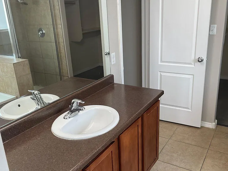 4740 Salado Creek St — Photo 16