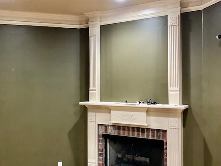 310 Montrose Pl — Photo 3