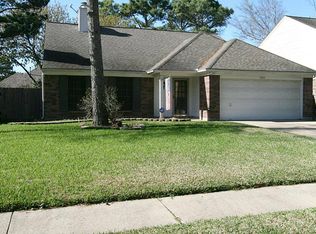 7815 Hidden Oaks Ln, Houston, TX 77095