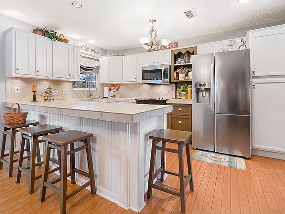 5th image of 5154 Warsdale Ct