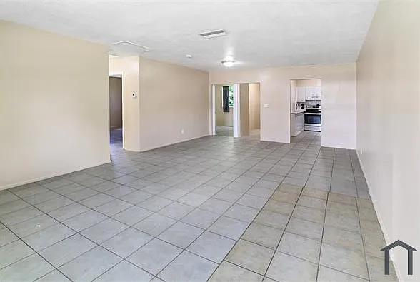 1750 SW 70th Way — Photo 11