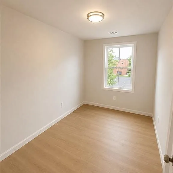 134 Florence St #3 — Photo 6