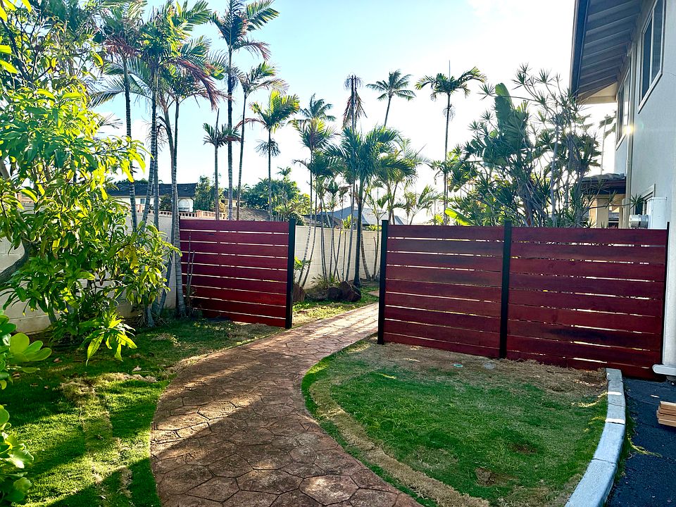 New fence for privacy.