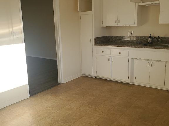 5th image of 4460 W 137th St APT B