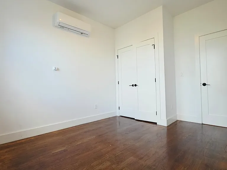 664 Ocean Ave #302E — Photo 3
