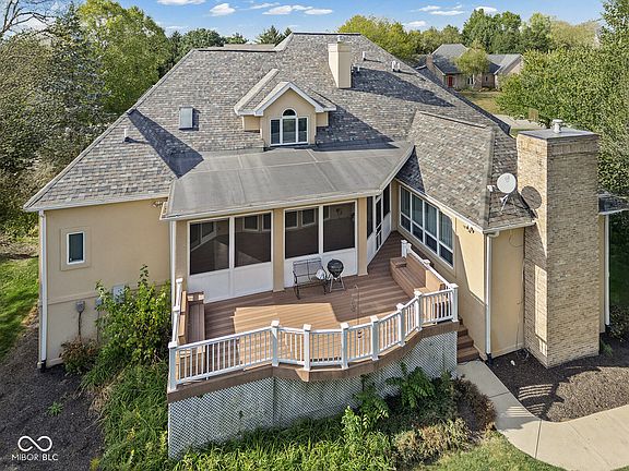 3rd image of 3913 Sunnycroft Pl