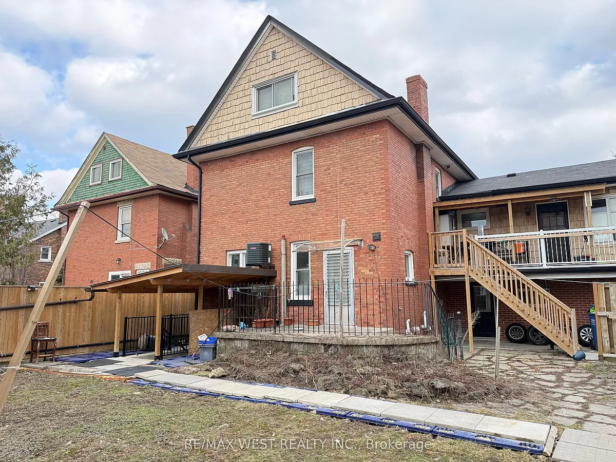 Building Photo - 6 Byng Ave #BASEMENT