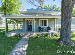 410 7th St, Baldwin, MI 49304
