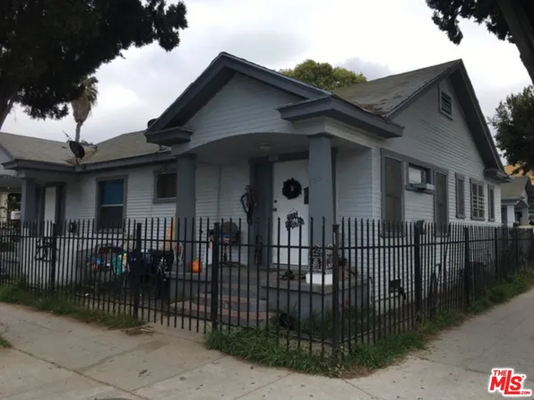 1056 W 42nd Pl, Los Angeles, CA 90037