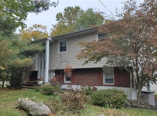 349 W Clarkstown Rd, New City, NY 10956