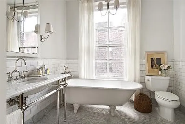 Sold by Corcoran | media 24