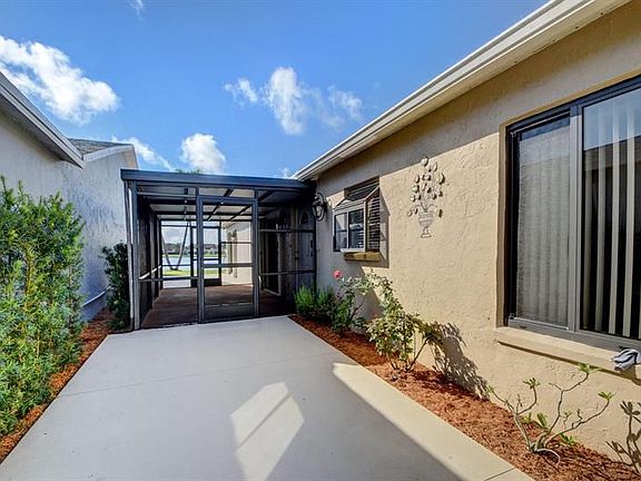 5th image of 5679 Mirror Lakes Blvd