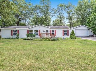 6819 Pembrook Ave, Indian River, MI 49749