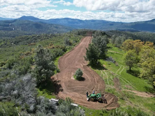0 Old Yosemite Rd, Oakhurst, CA 93644