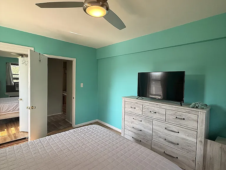 212-12 73rd Ave #3C — Photo 2
