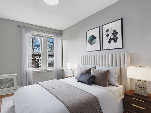 5th image of 240 Clendenny Ave APT 3