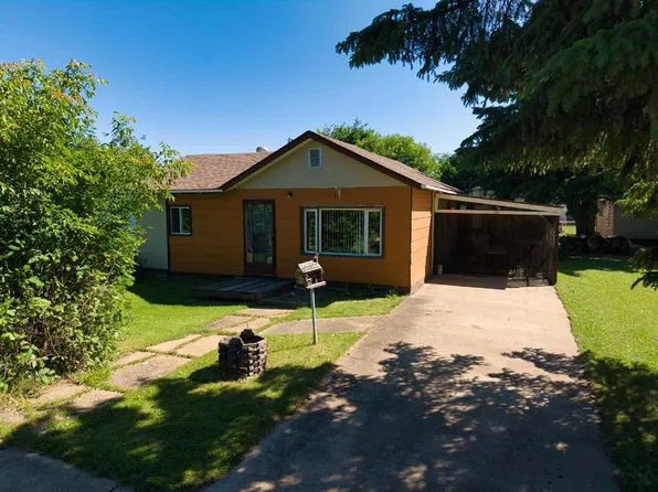 9 W 5th St, Big Lakes County, AB T0G 1K0