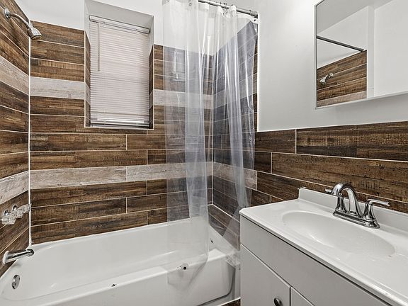 5th image of 6709 Ogontz Ave #2R