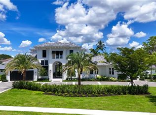 4836 Crayton Rd, Naples, FL 34103