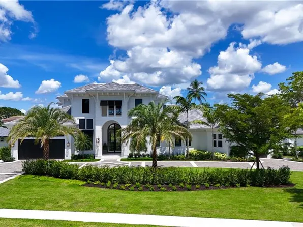 4836 Crayton RD, NAPLES, FL 34103
