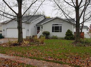 911 Riverview Ct, Marshall, WI 53559