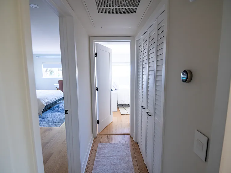 8401 Fountain Ave #4 — Photo 22