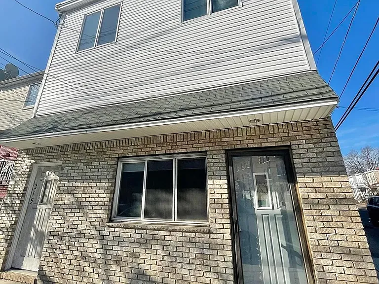 215 Avenue B #1F — Photo 1