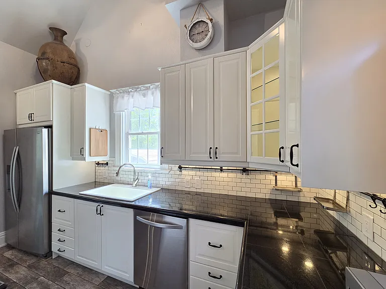 1801 W Colorado Ave — Photo 8