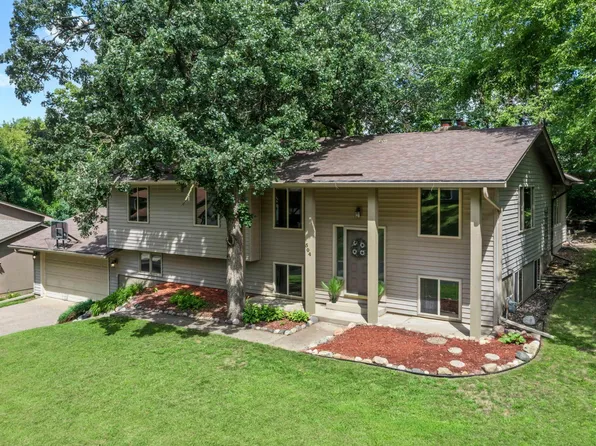 504 E 135th St, Burnsville, MN 55337