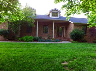 12 Justice Ln, Frankfort, KY 40601