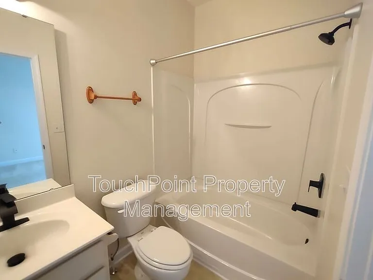 8606 Beaver Creek Dr — Photo 13