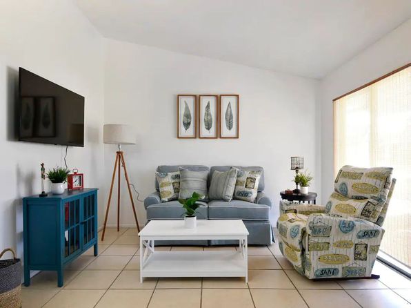 580 Skinner Blvd APT 1
