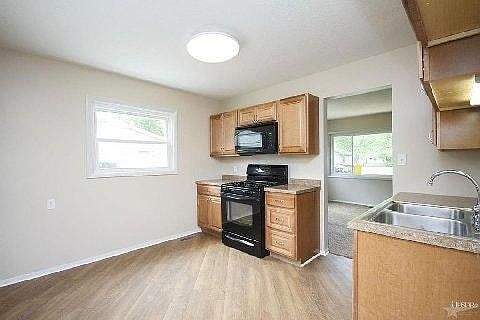 Partial view of kitchen