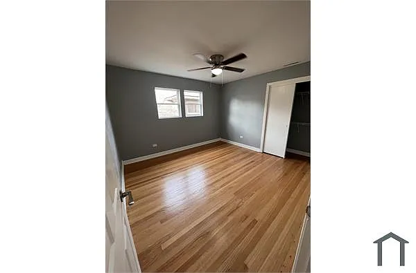 Building Photo - 6039 S Talman Ave #2