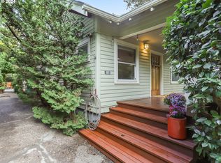 8424 SW 30th Ave, Portland, OR 97219