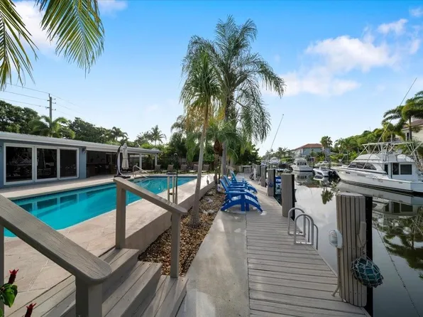 2340 NE 49th Street, Lighthouse Point, FL 33064