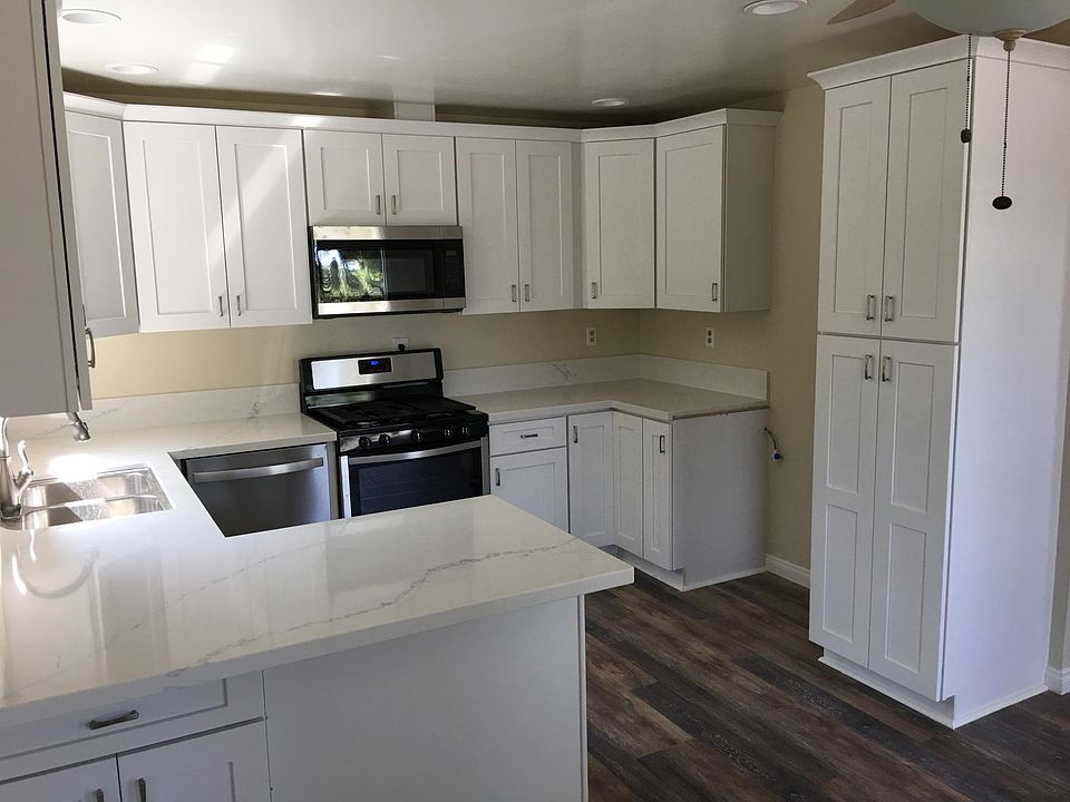 1st image of 193 Virginia Pl #1