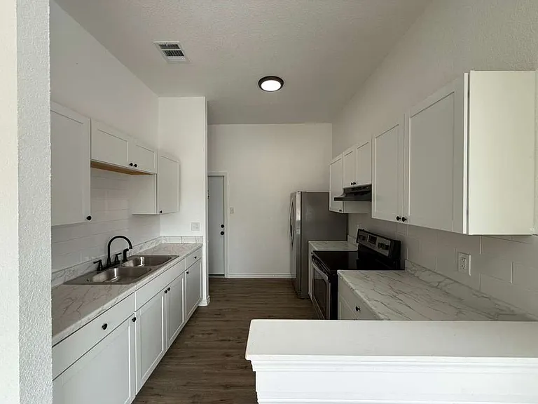 8750 Shallow Rdg — Photo 4