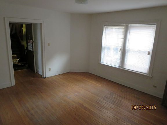 4th image of 2212 E 70th St APT 2C