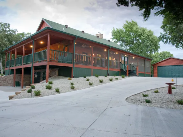 4030 Franklin Dr, Saint George, KS 66535