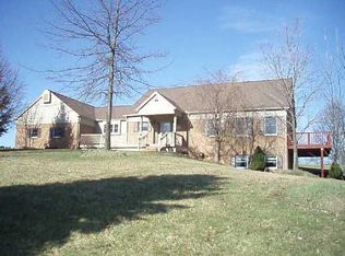 9810 York Woods Dr, Saline, MI