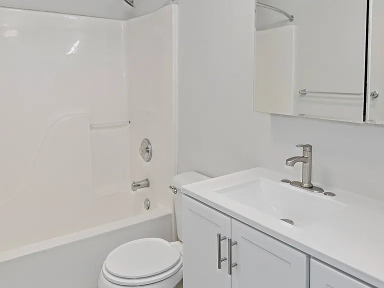 2745 Grinstead Dr #204 — Photo 14