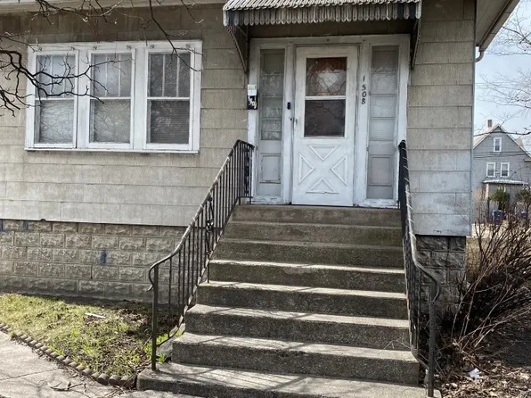 1508 S 1st Ave, Maywood, IL 60153