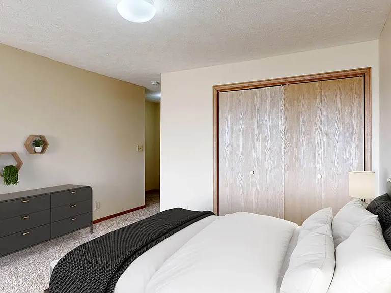 Pine Lake Heights Apartments — Photo 93