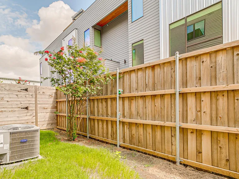 2707 Kimsey Dr #101 — Photo 31