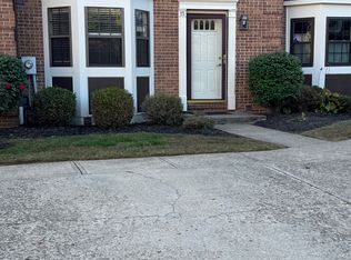 10667 Montgomery Rd Unit 15, Cincinnati, OH 45242