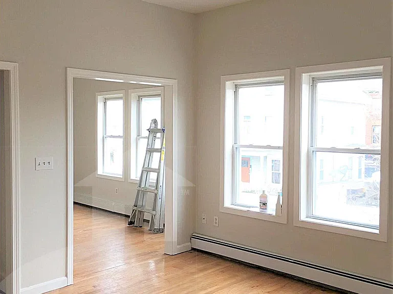 39 Flint St #2 — Photo 4