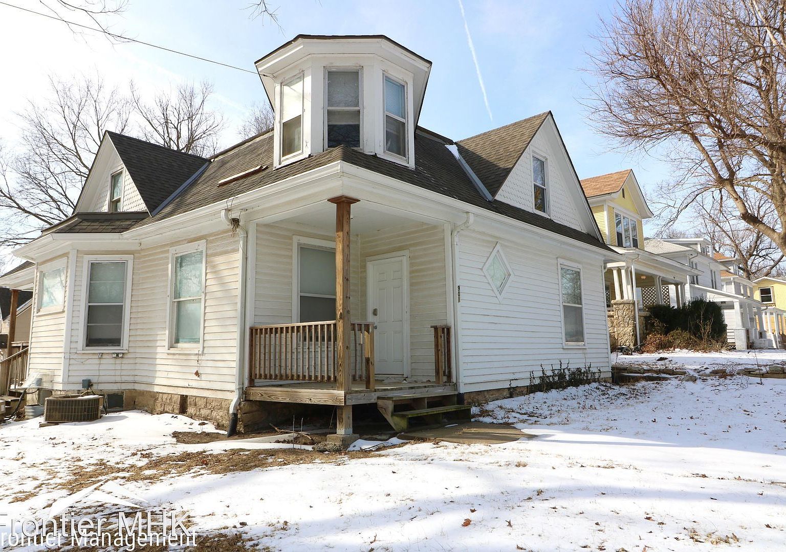 901 Osage St APT 2, Manhattan, KS 66502 | Zillow