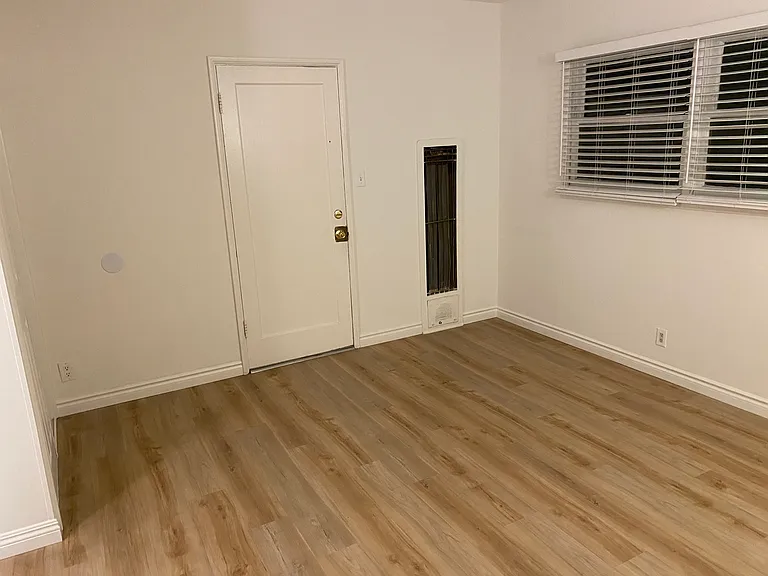 6725 Yucca St #1 — Photo 6