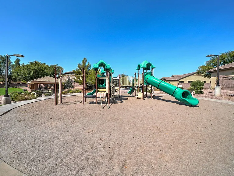 4221 S Danyell Dr — Photo 62